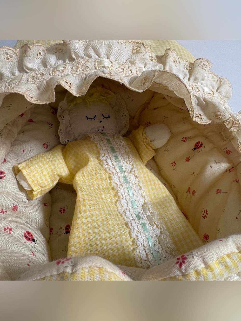 Vintage Handmade Baby Doll Bed Bassinet & Doll Cuddle Plush Yellow Lace Gingham - Picture 7 of 13